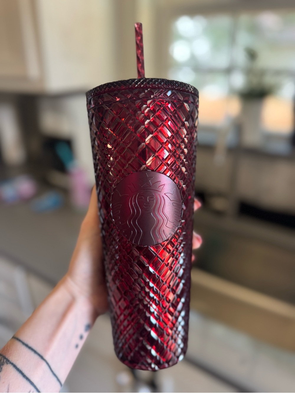 Starbucks Burgundy Textured Diamond Tumbler with Straw